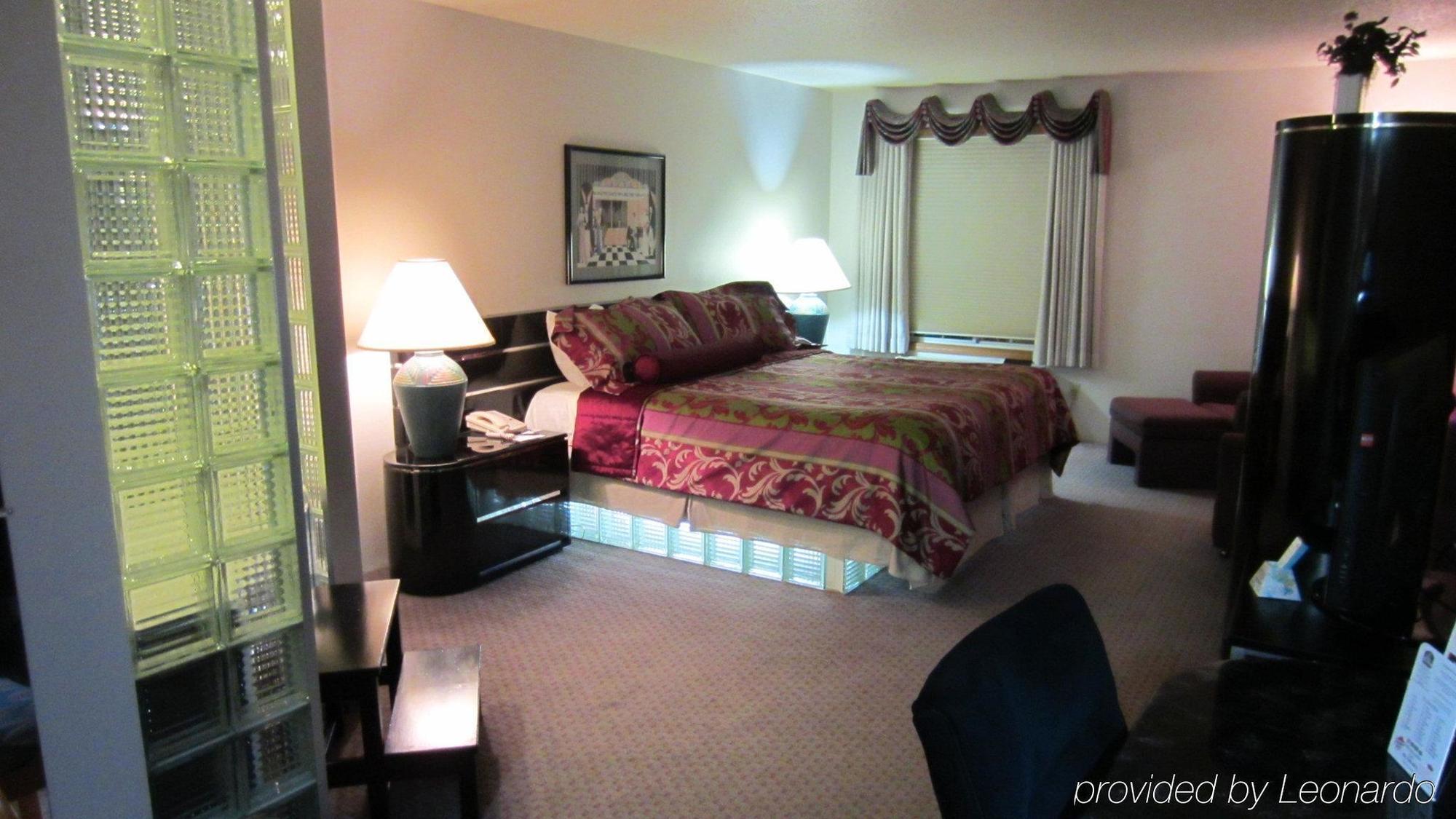 Hotel Baymont By Wyndham Mequon Milwaukee Area Chambre photo