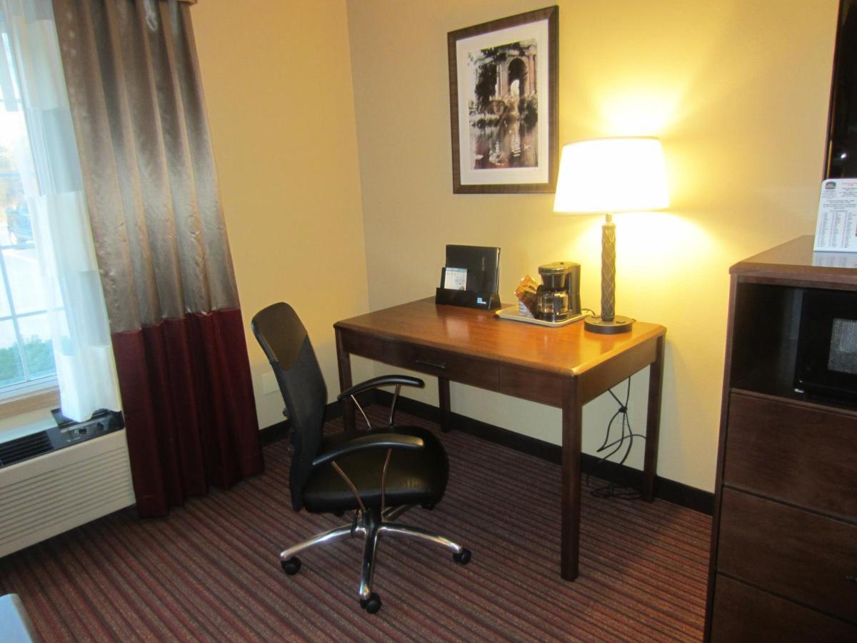 Hotel Baymont By Wyndham Mequon Milwaukee Area Chambre photo
